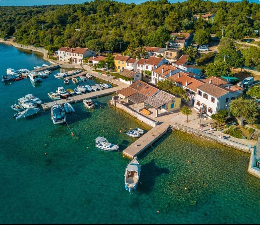 Apartments Ana Pogana Punta Križa Extérieur photo
